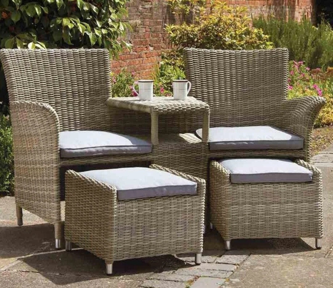 Royalcraft Wentworth Rattan Companion Set
